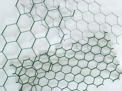 Králičí šestihranné pletivo poplastované | zelené | oko 13 × 13 mm | drát 0,9 mm